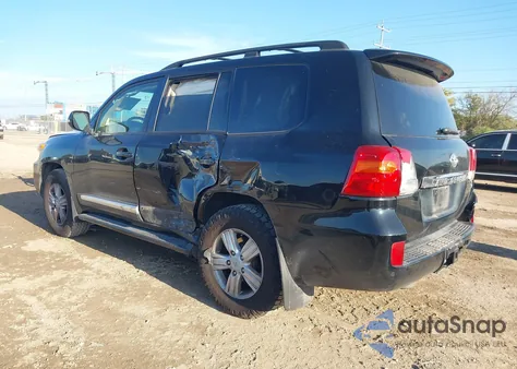 2015 Toyota Land Cruiser V8 из США, поврежденный, VIN JTMHY7AJ3F4032602